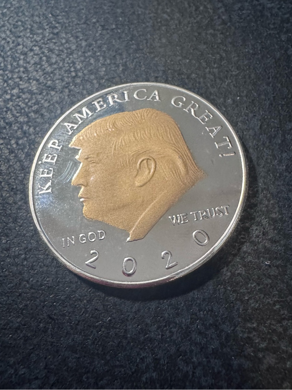Gold & Silver Commemorative Coin - 2020 Collector Piece Donald Trump.